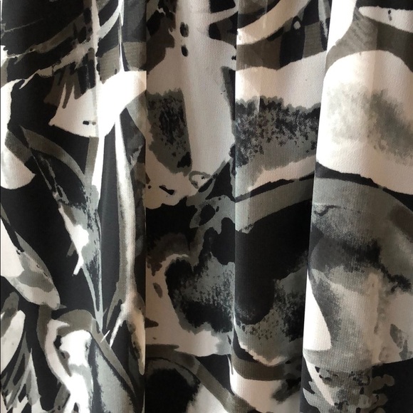 Top - Picture 4 of 4